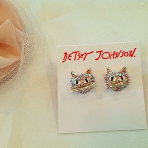 **SOLD Betsey Johnson Aurora Borealis Cat Earrings